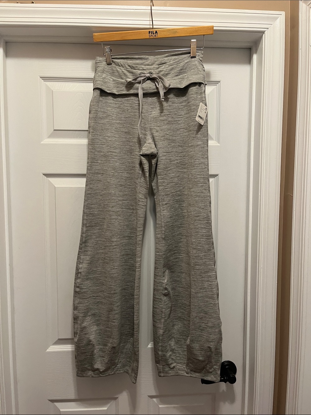 NWT Free People Movement Gray Heather genie pant with Drawstring